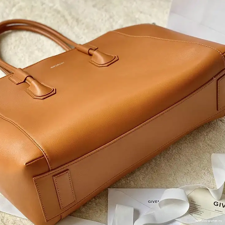 Fashionrep Givenchy 2209SW0084 Bag 0514